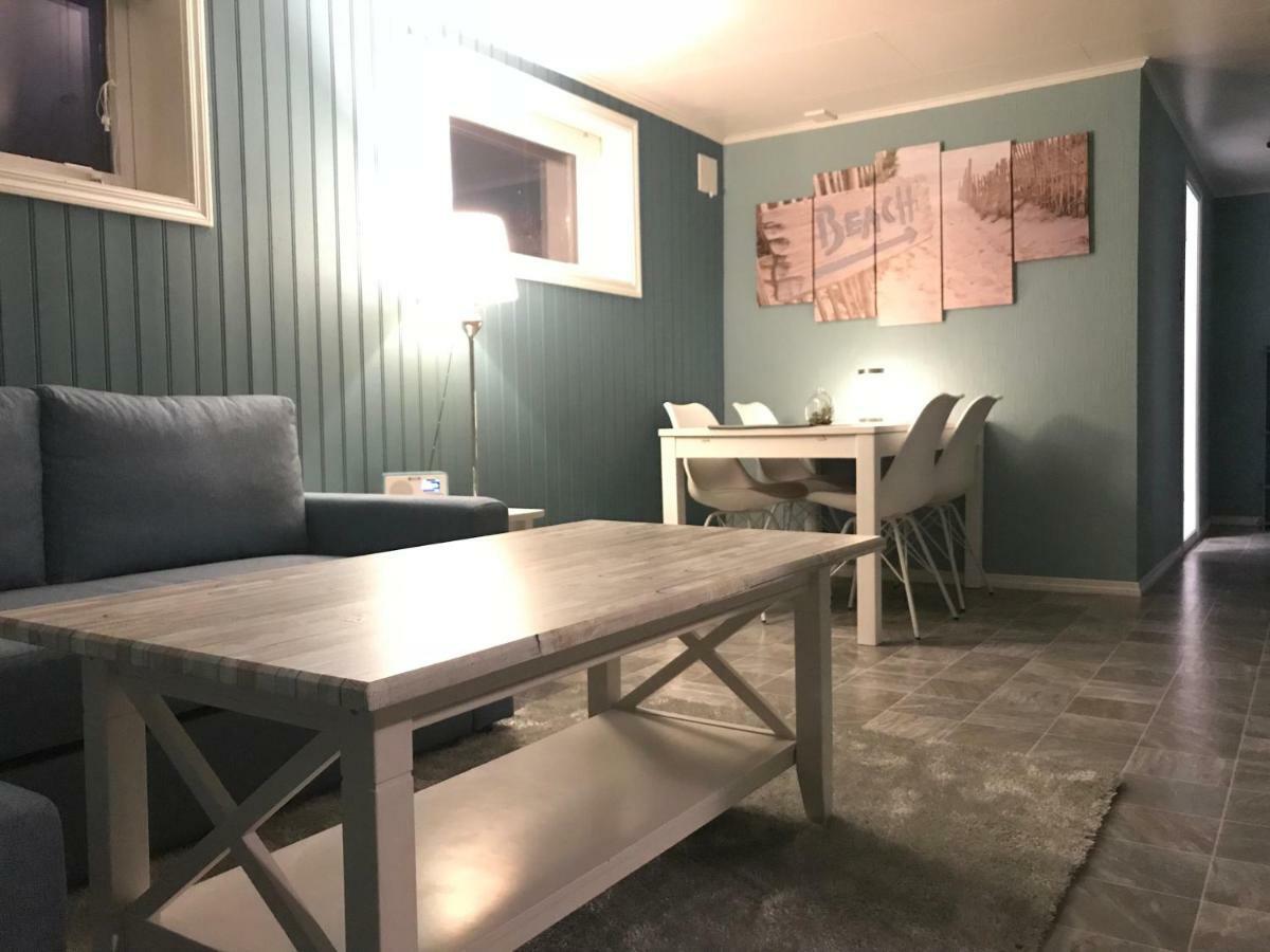 Beautiful Apartment In Central Leknes Luaran gambar